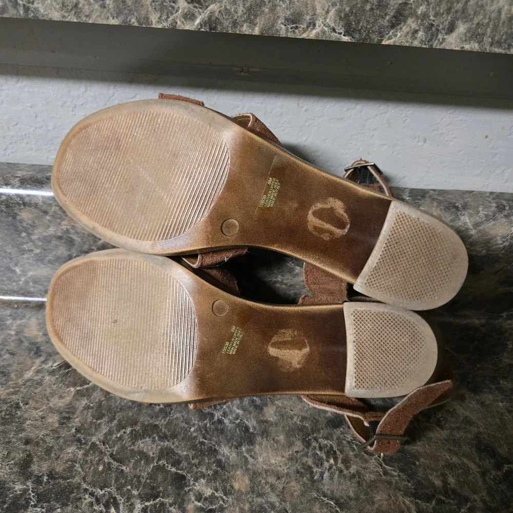 MARIELLA MADE IN ITALY Brown Leather Block Heel Sandals Anthropologie Size 8
